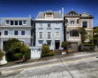 Houses along San Francisco street